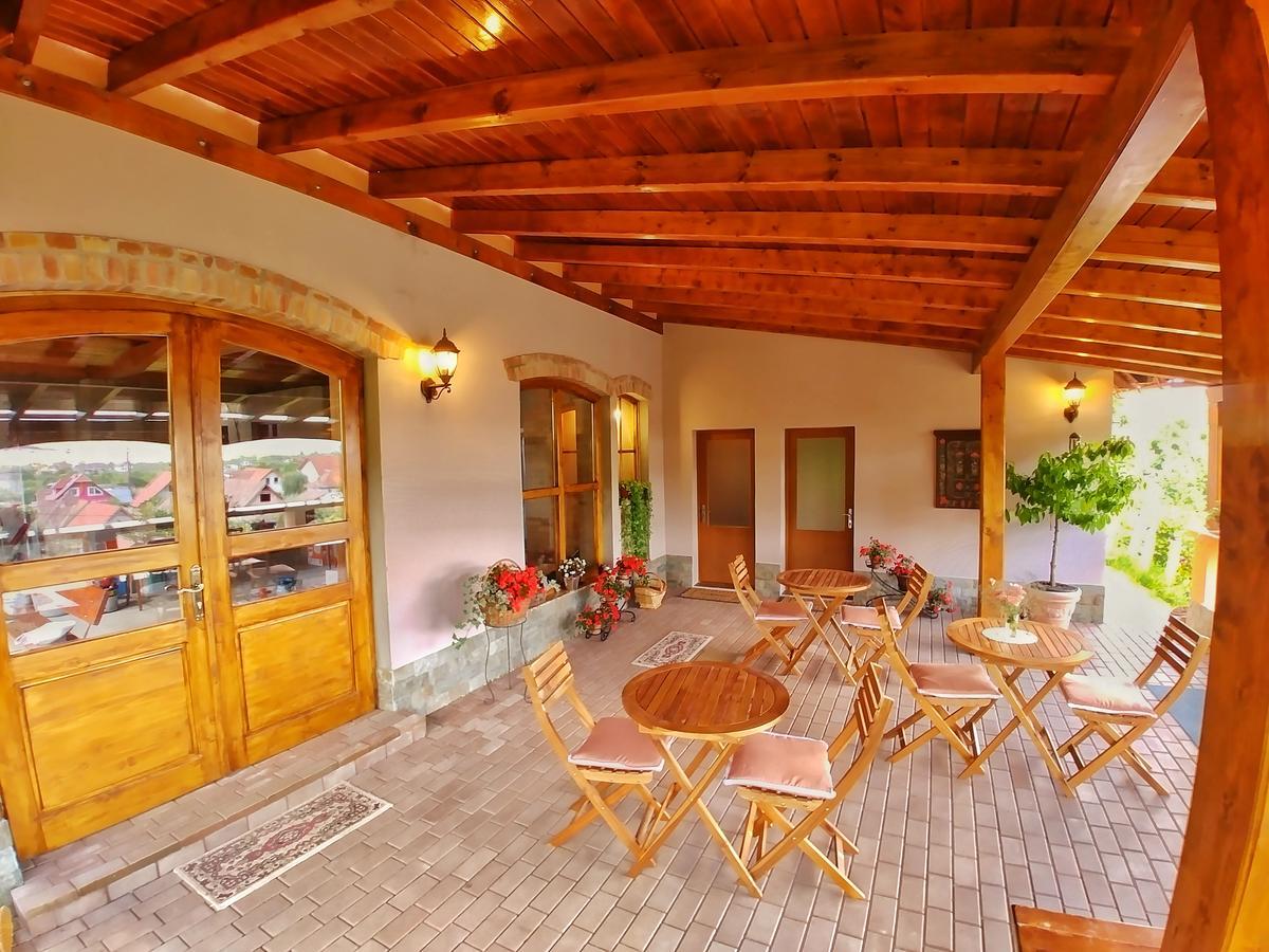 Готель Casa Adam Сігішоара Екстер'єр фото